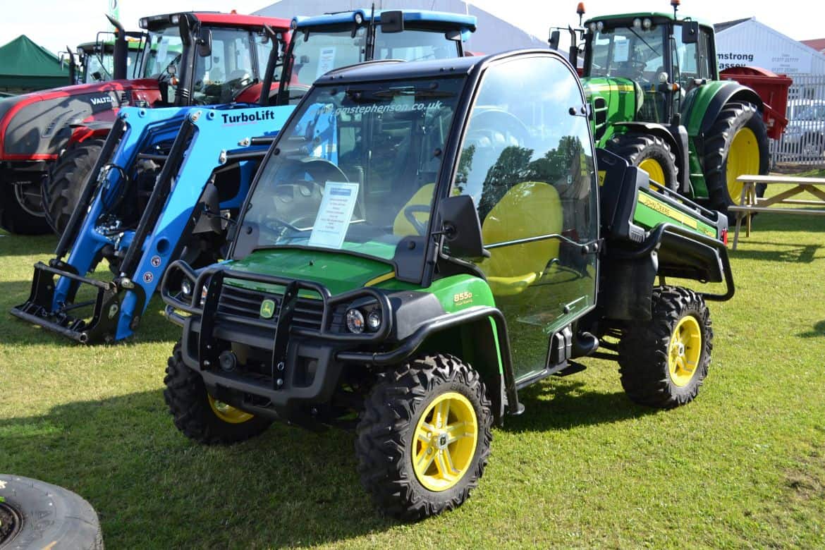 JOHN DEERE XUV 855 GATOR G.M. Stephenson Ltd