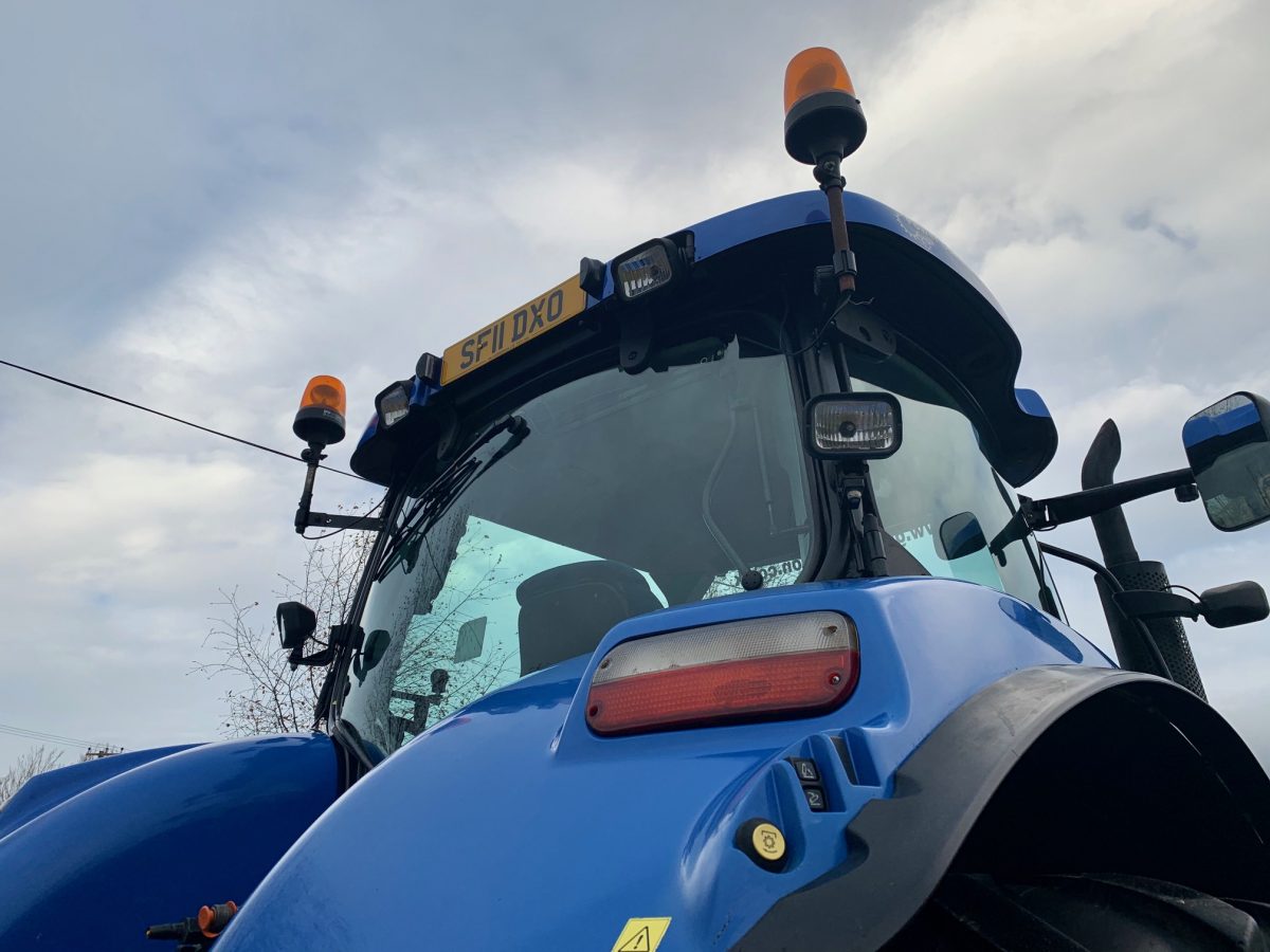 NEW HOLLAND T6090 *50K/ AIR/FRONT LINKAGE & PTO* *VIDEO INSIDE* - G.M ...