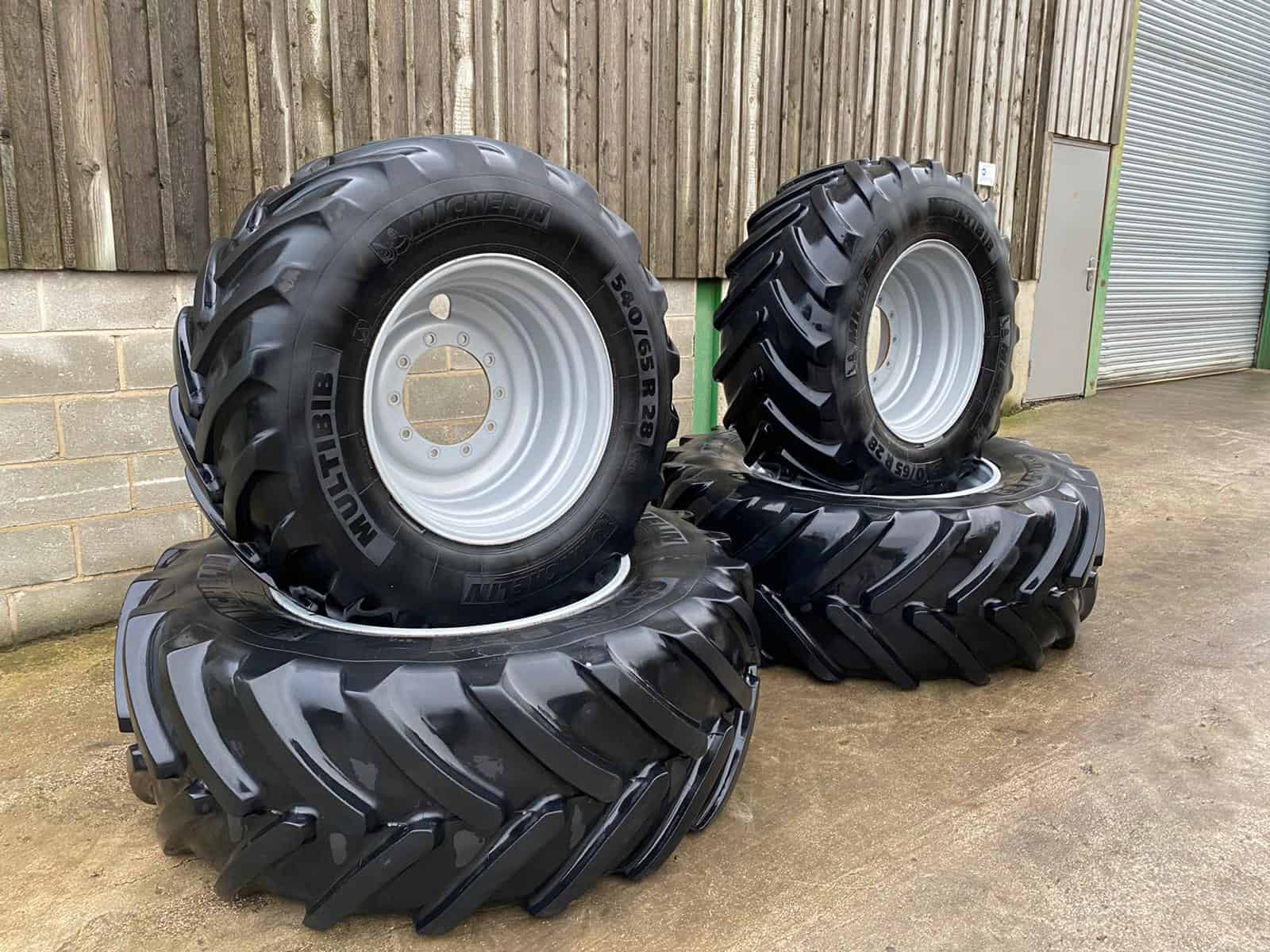 Full Set Of Wheels And Tyres To Suit Massey Ferguson Gm Stephenson Ltd 6519