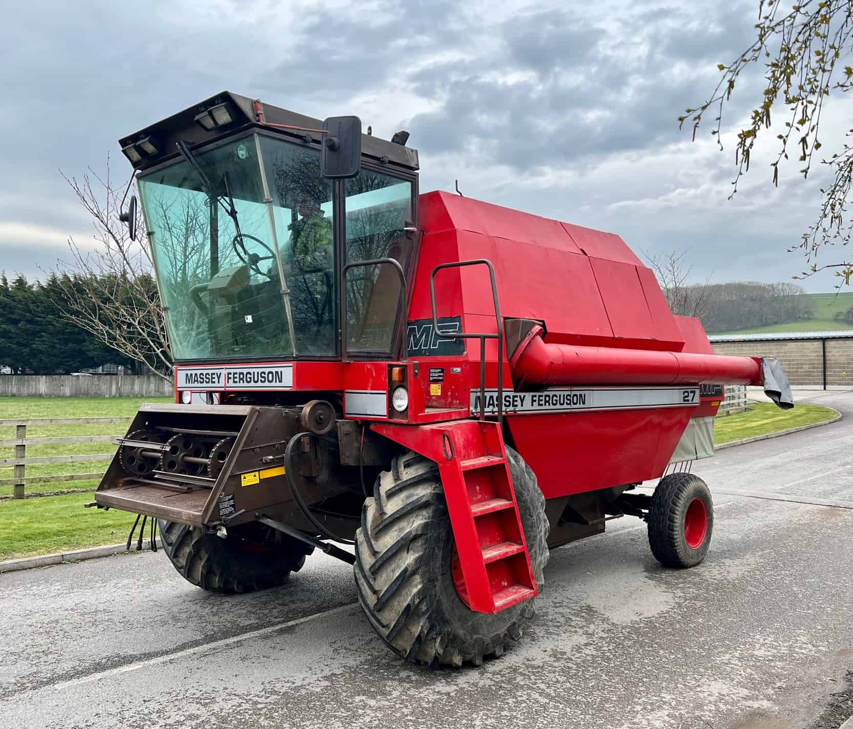 Massey Ferguson 27 Combine Harvester Cw 12ft Header And Trolley Gm Stephenson Ltd 